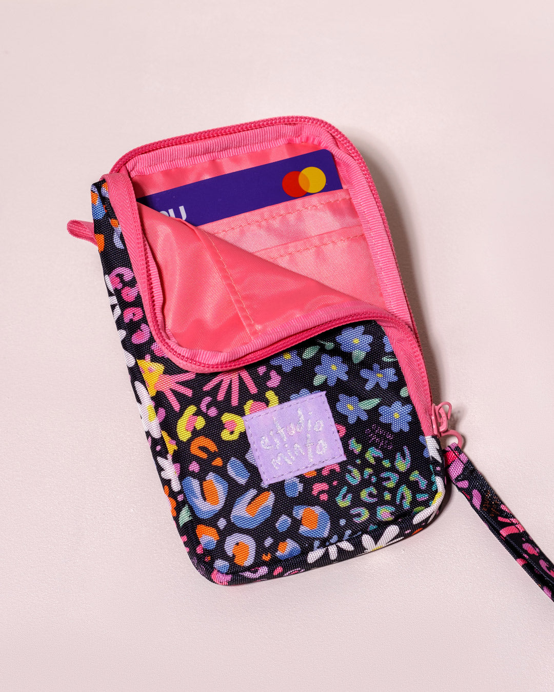 Cell Wallet Savage Flora