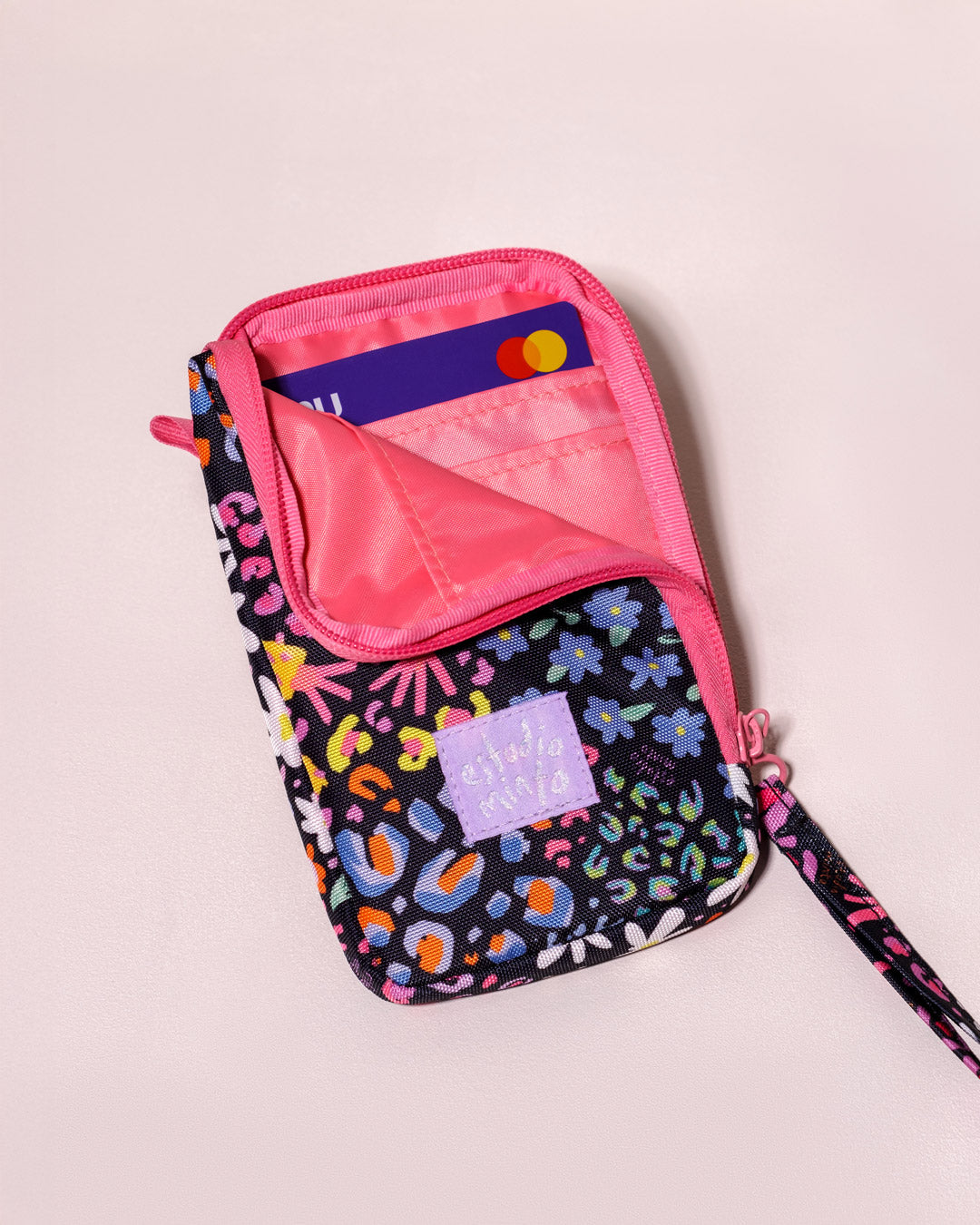 Cell Wallet Savage Flora